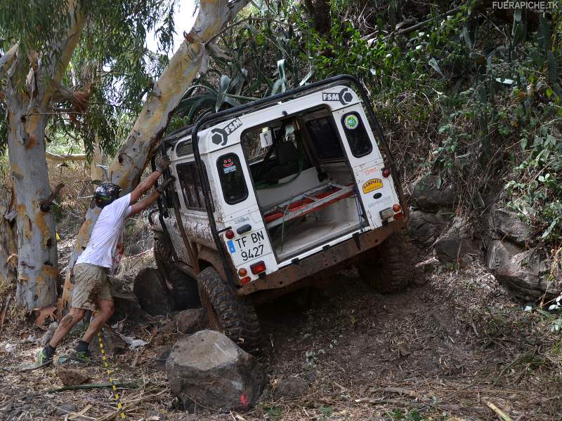 Land Rover trial 4x4