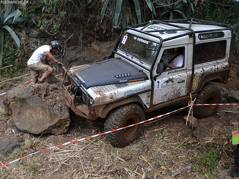 Land Rover trial 4x4