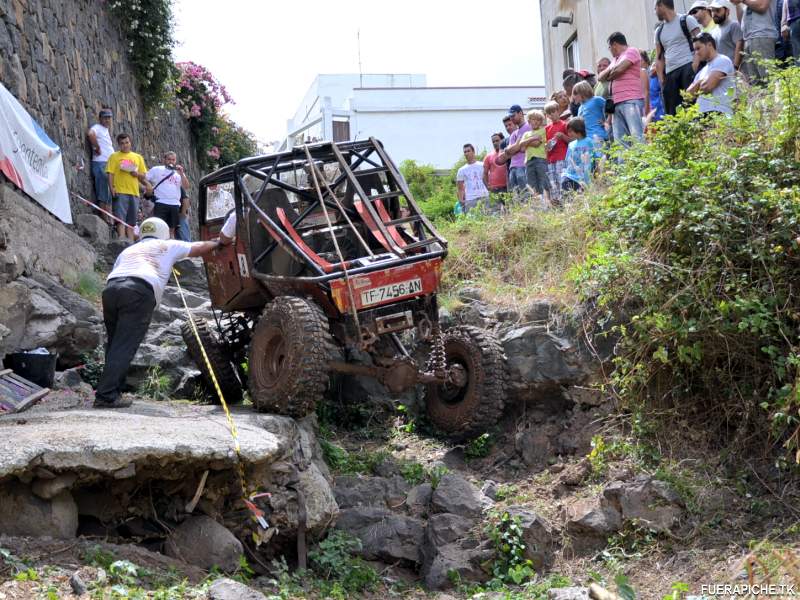 Land Rover trial 4x4