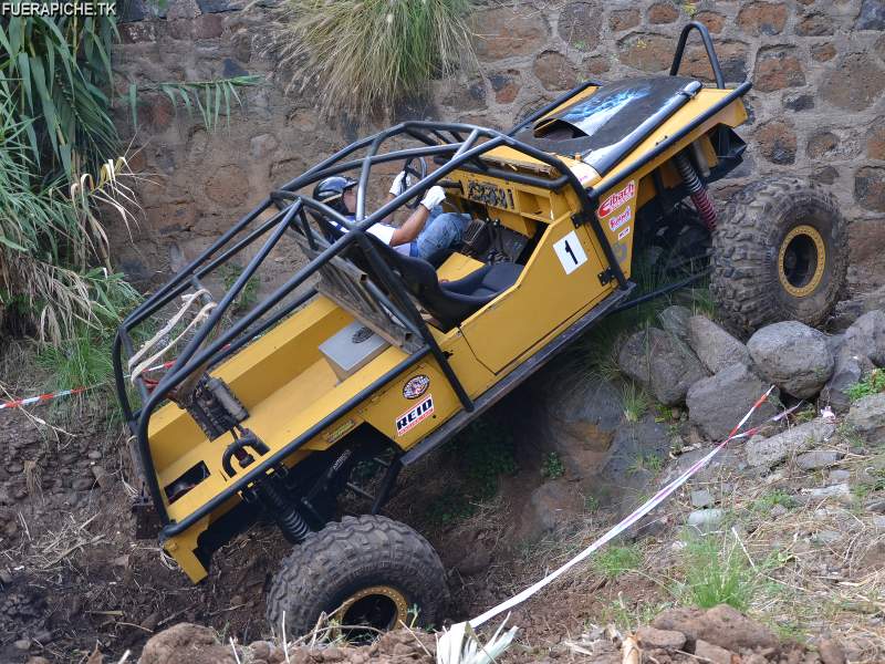 Land Rover trial 4x4