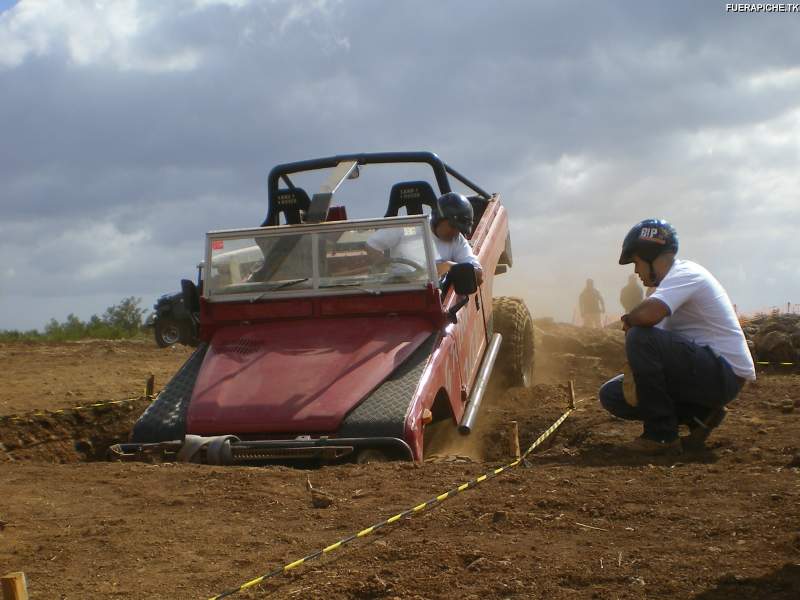 Land Rover trial 4x4