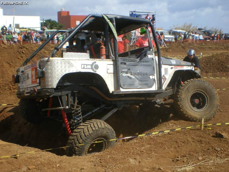 Land Cruiser BJ40 trial 4x4