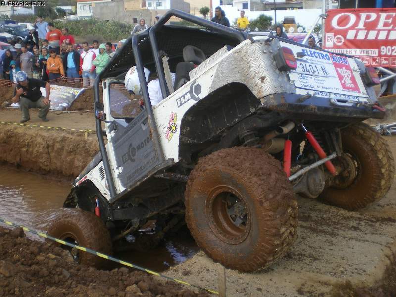 Land Cruiser BJ40 trial 4x4