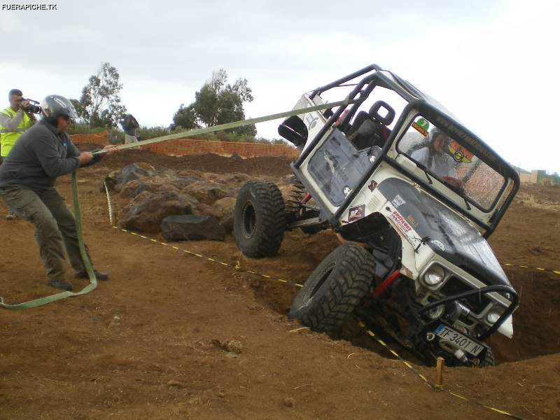 Land Cruiser BJ40 trial 4x4