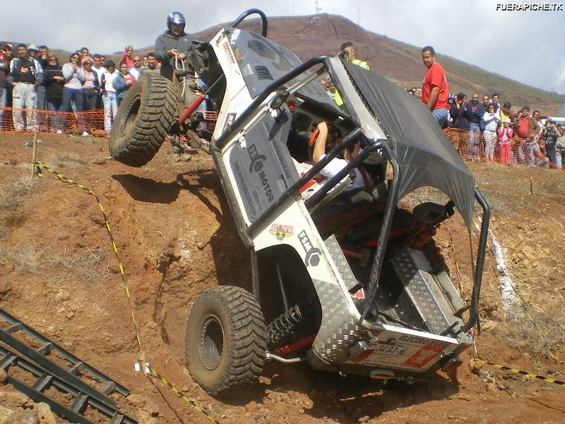 Land Cruiser BJ40 trial 4x4