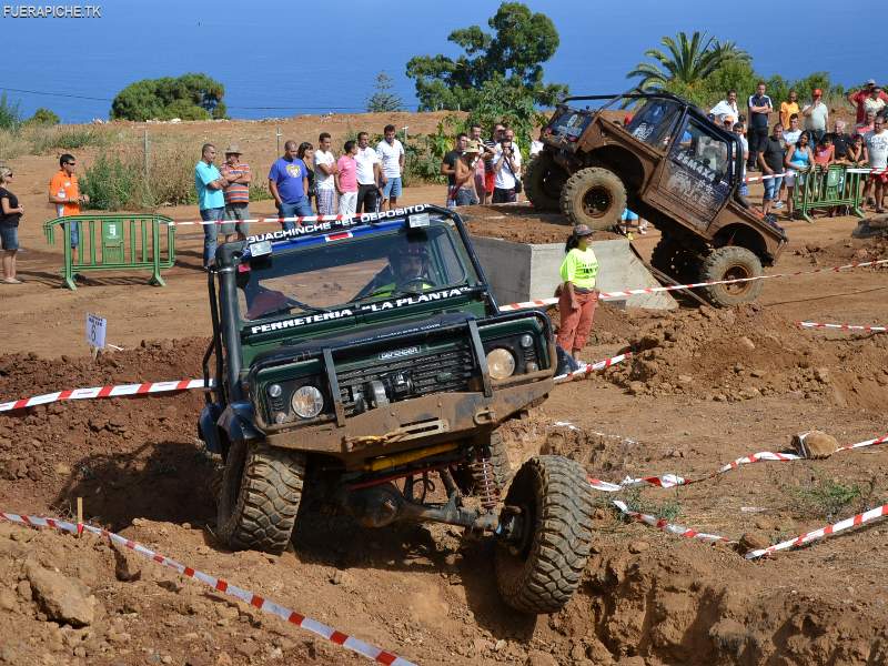 Land Rover Defender 90 trial 4x4