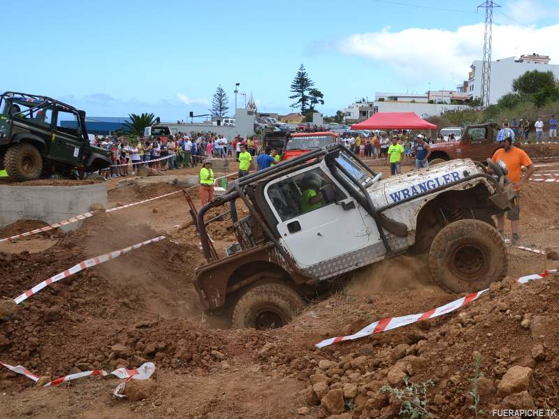 Jeep Wrangler trial 4x4