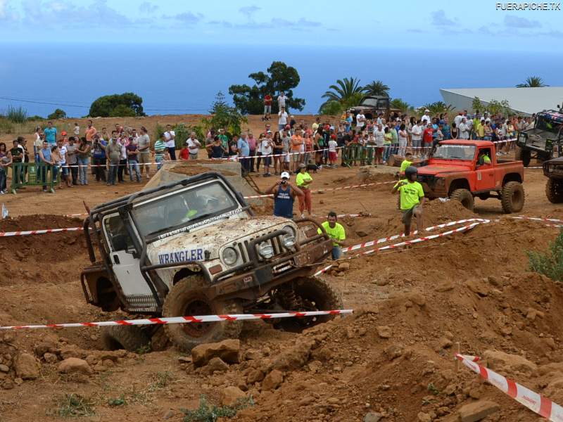 Jeep Wrangler trial 4x4