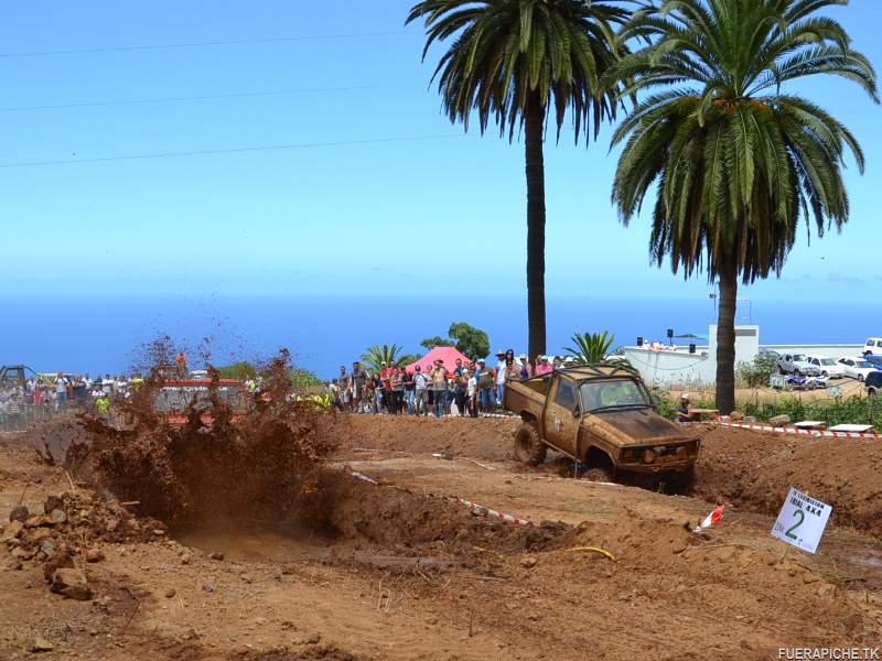 Carrera en barro, trial 4x4