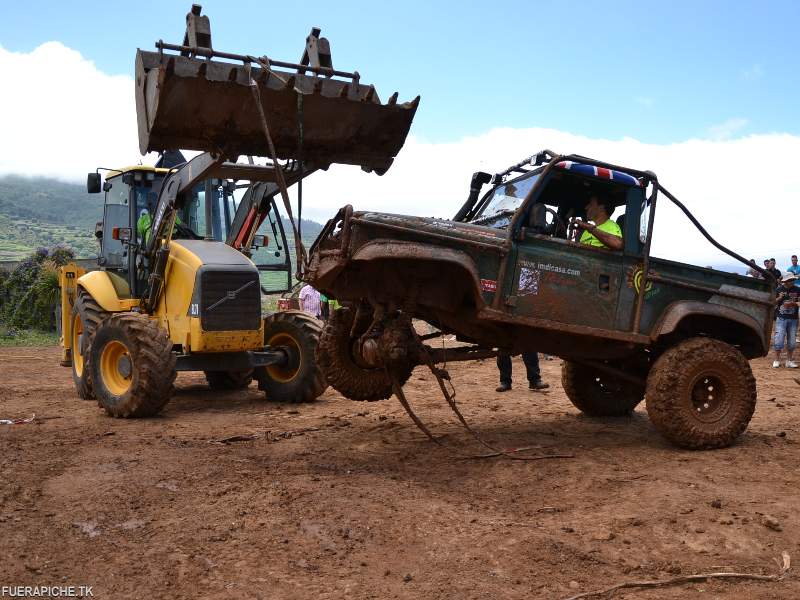 Land Rover Defender 90 trial 4x4