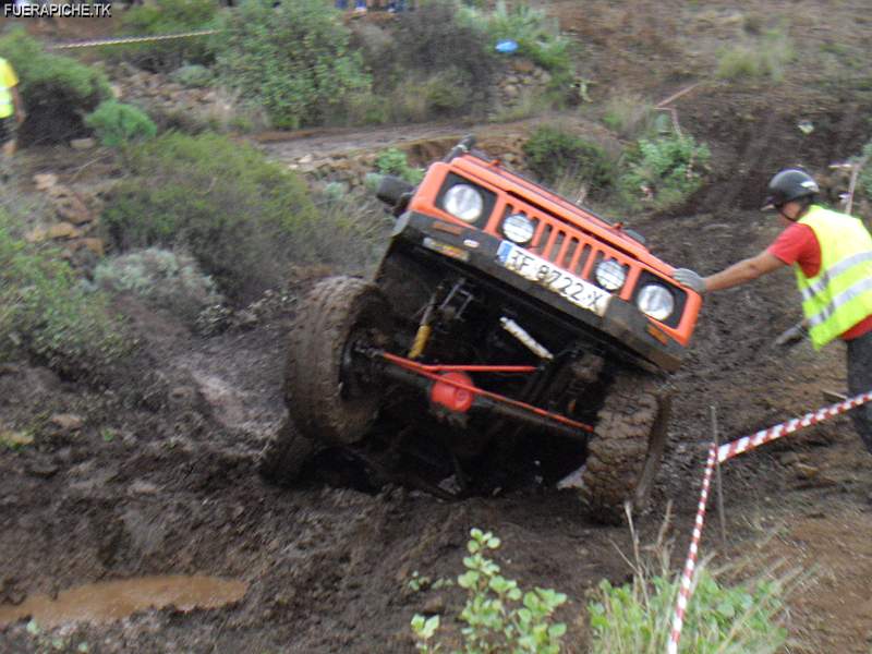 Suzuki Samurai trial 4x4