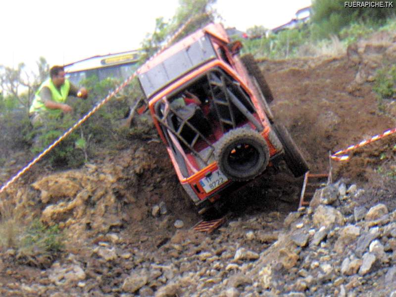 Suzuki Samurai trial 4x4